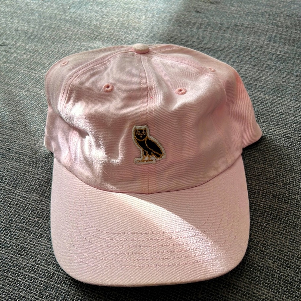 Baby Pink OVO owl detail sport cap hat